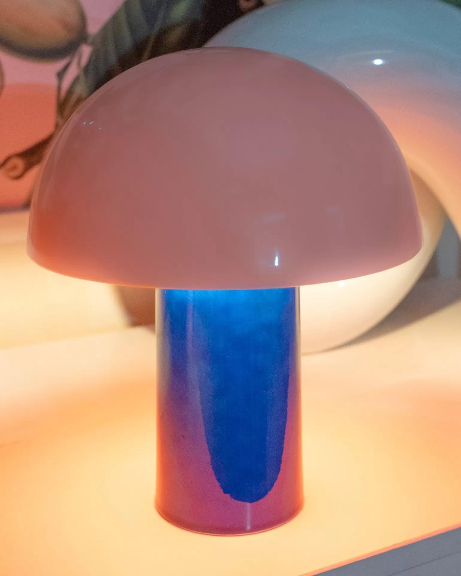 Hot Motel a Miio Cogumelo - Ceramic Lamp Pink Blue rosa blau