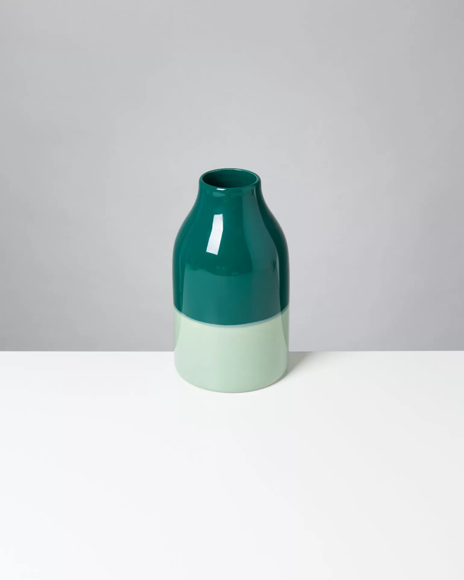 New Motel a Miio Marisa Vase - Darkgreen Sage dark green sage