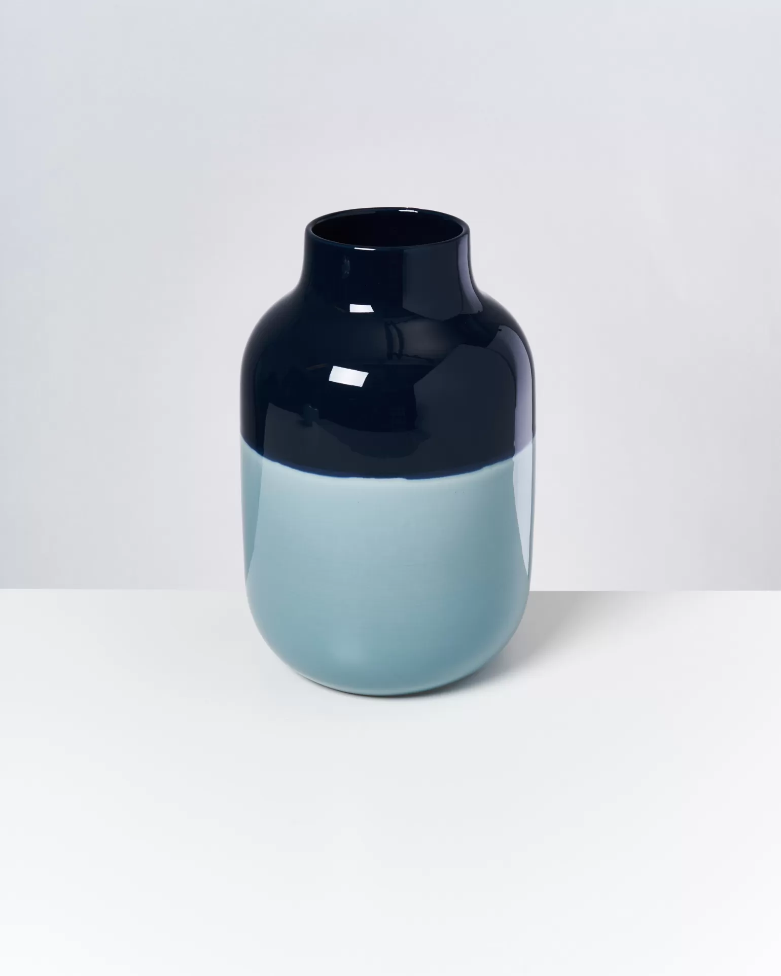 Clearance Motel a Miio Nuno Vase L - Navy Lightblue navy light blue